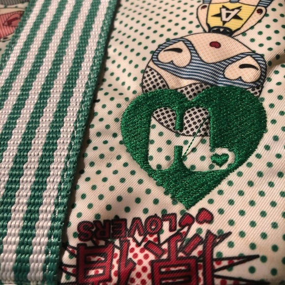 Harajuku Lovers ‘Super Hot Female’ Shoulder Bag - Picture 10 of 16